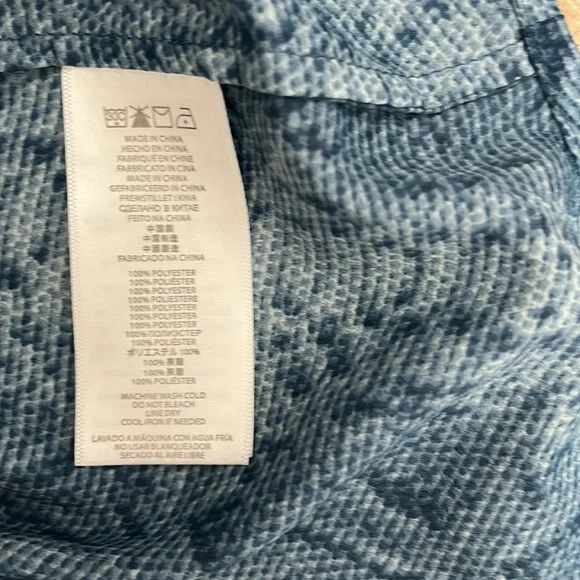 Michael Kors Long Sleeve Collared Button Up Snakeskin Blue Size S - Picture 12 of 12